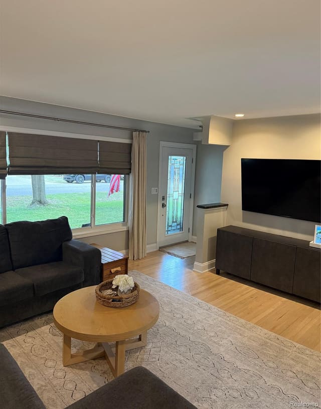 Living room with view to the front entry
